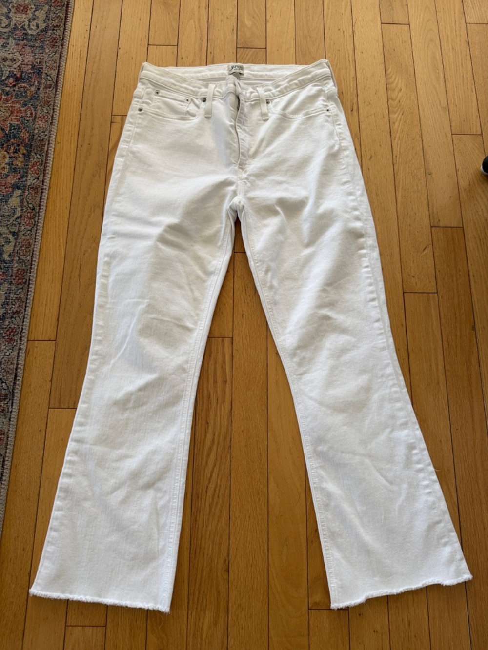 J. Crew White Flared Jeans 32 T